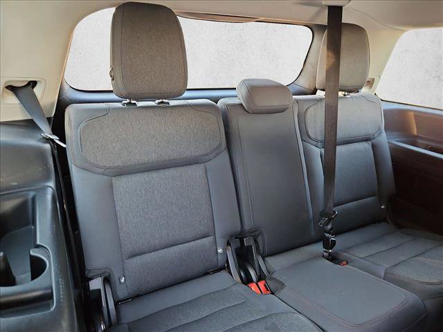 Used 2025 Ford Expedition Active RWD image 16
