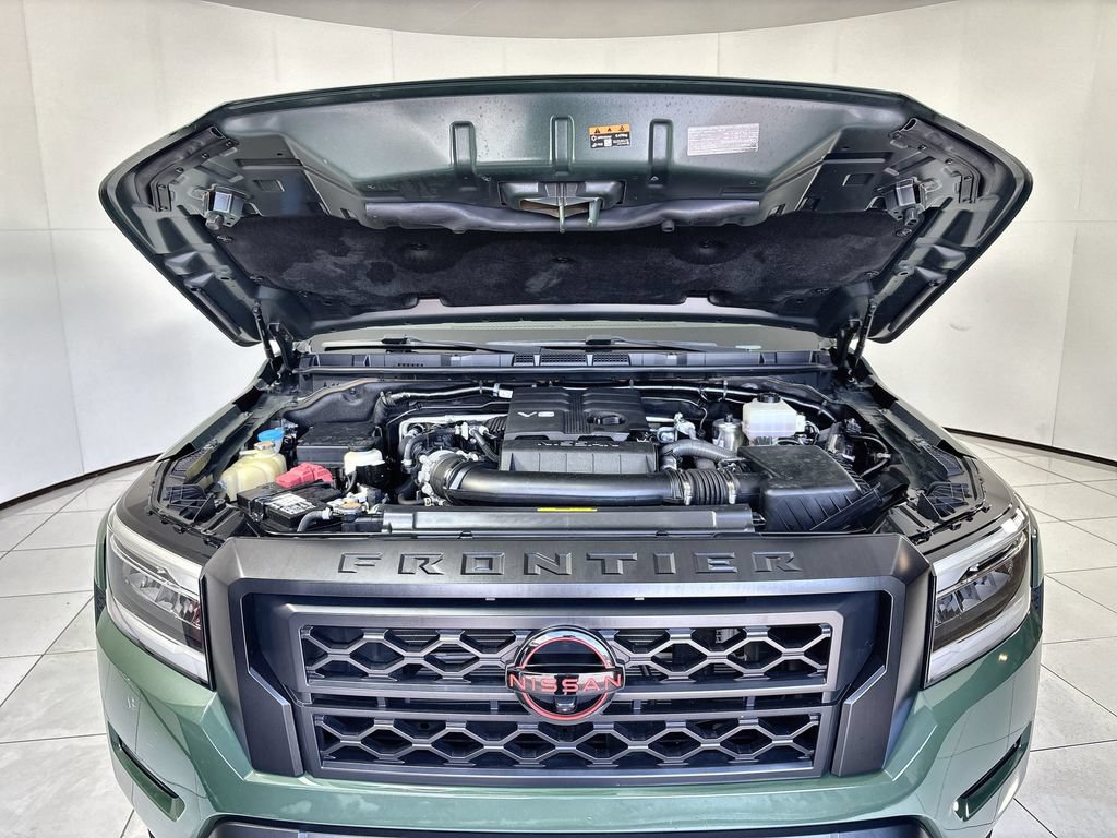 Used 2023 Nissan Frontier PRO-4X w/ Pro Convenience Package AWD/4WD image 17