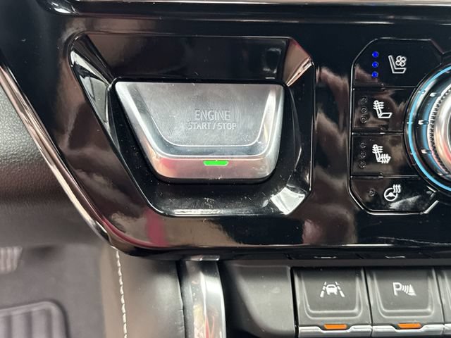 Used 2025 GMC Sierra 1500 Denali Ultimate AWD/4WD image 17