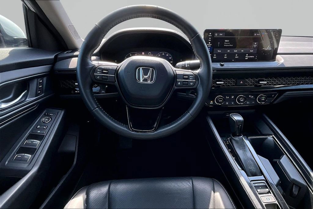 Used 2024 Honda Accord EX-L image 9