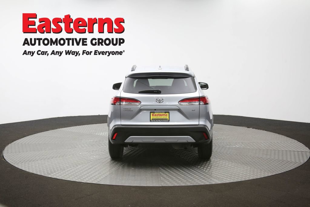 Used 2024 Toyota Corolla Cross LE image 33