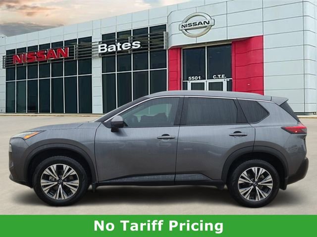Used 2022 Nissan Rogue SV w/ SV Premium Package FWD image 3