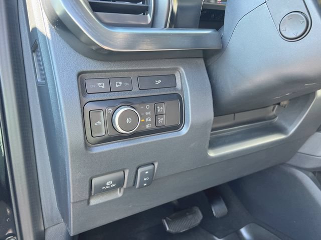 Used 2024 Ford F250 Lariat w/ Lariat Ultimate Package AWD/4WD image 23