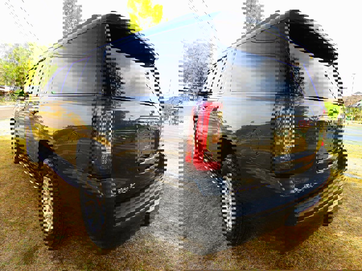 Used 2020 GMC Yukon XL SLE w/ Convenience Package image 5