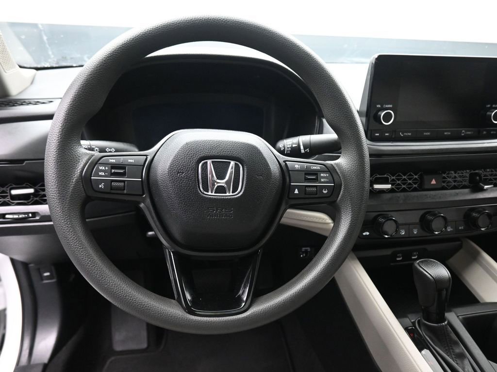 Used 2023 Honda Accord EX image 14