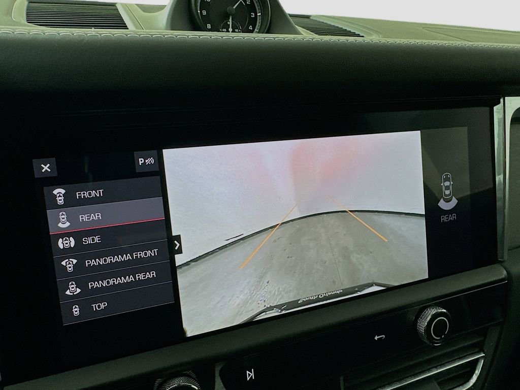 New 2026 Porsche Macan GTS image 17