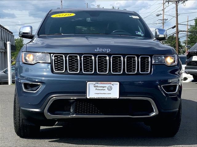 Used 2019 Jeep Grand Cherokee Limited AWD/4WD image 8
