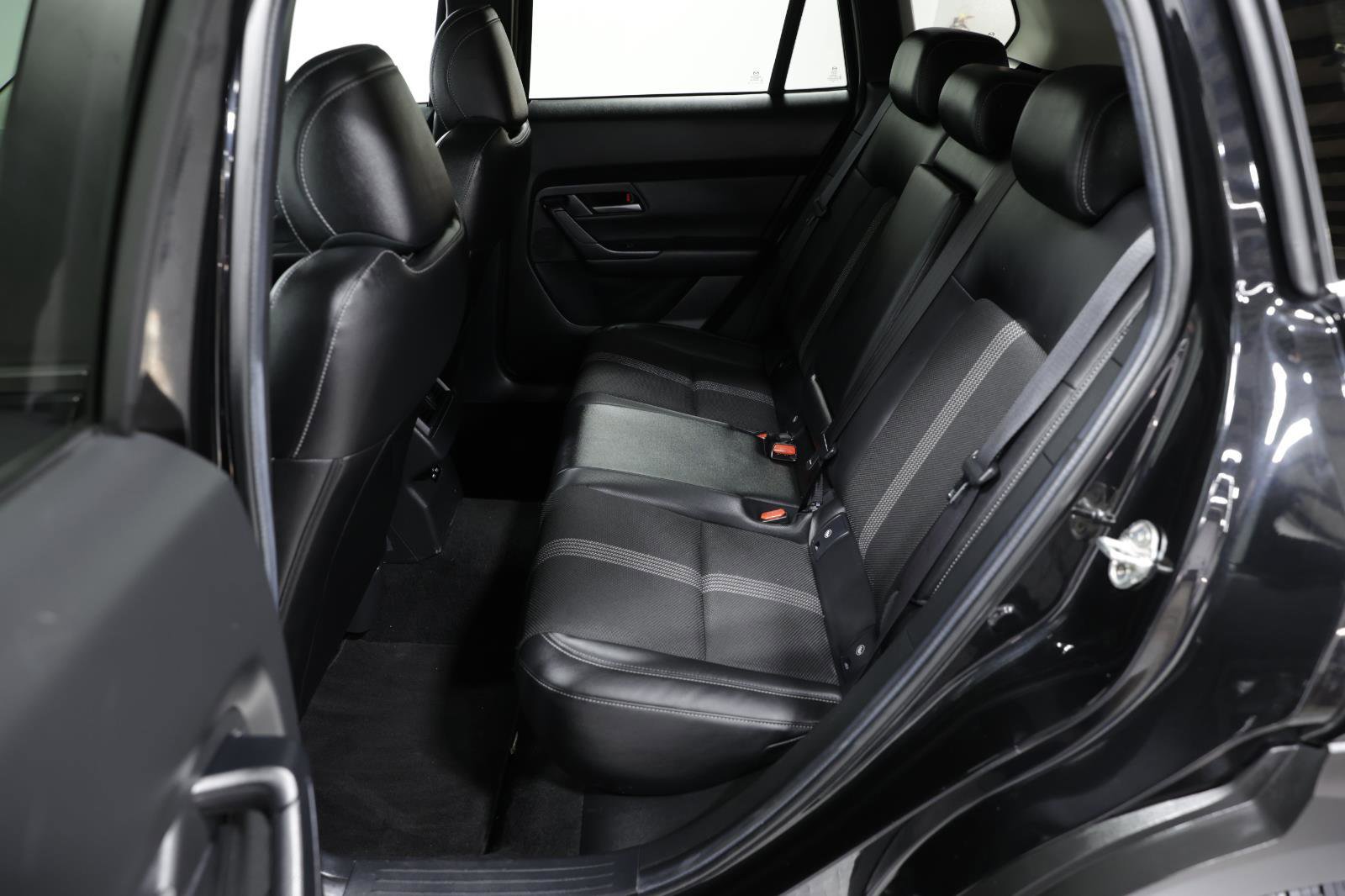 Used 2024 MAZDA CX-50 AWD 2.5 S w/ Preferred Package image 21