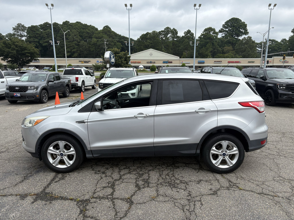 Used 2016 Ford Escape SE FWD image 8