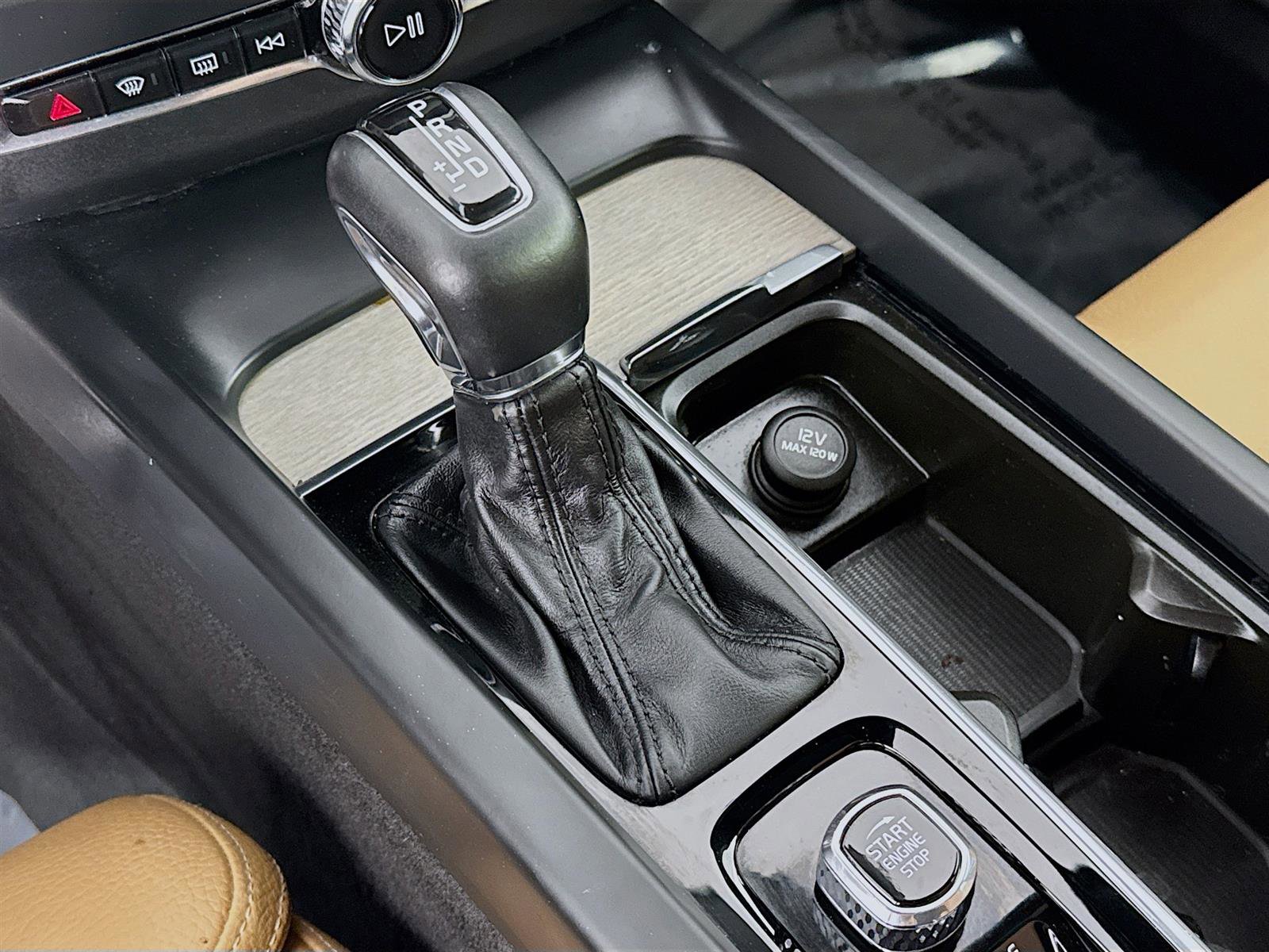 Used 2019 Volvo XC60 T5 Inscription image 20