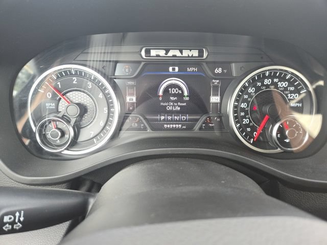 Used 2022 RAM 1500 Laramie AWD/4WD image 15