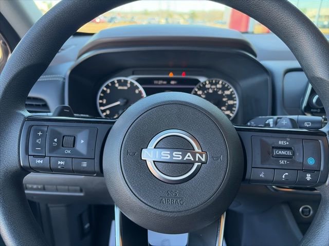 Used 2023 Nissan Rogue SV image 13