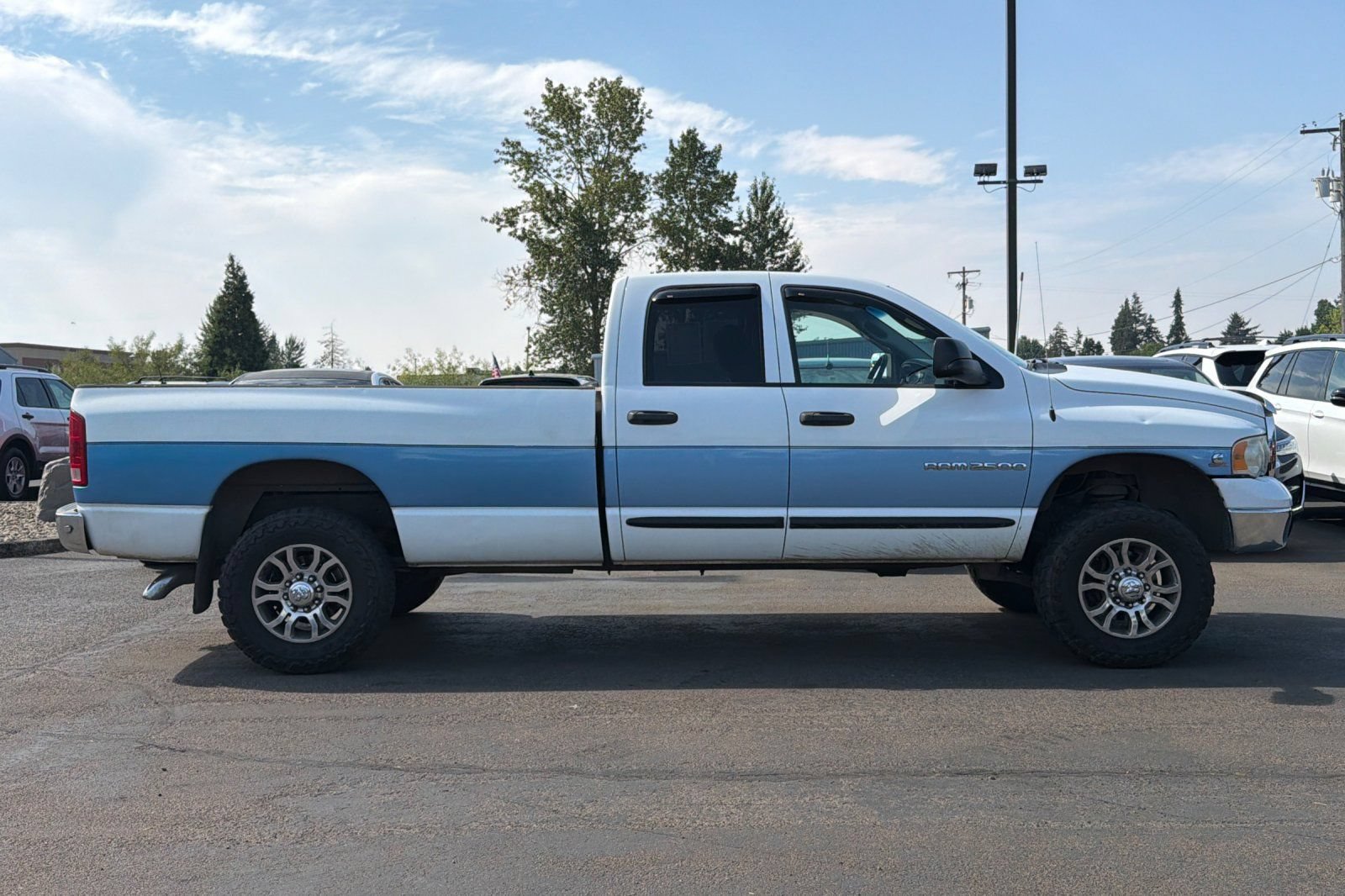 Used 2004 Dodge Ram 2500 Truck SLT w/ Trailer Tow Group AWD/4WD image 2