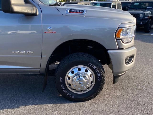 Used 2024 RAM 3500 Big Horn w/ Sport Appearance Package AWD/4WD image 10