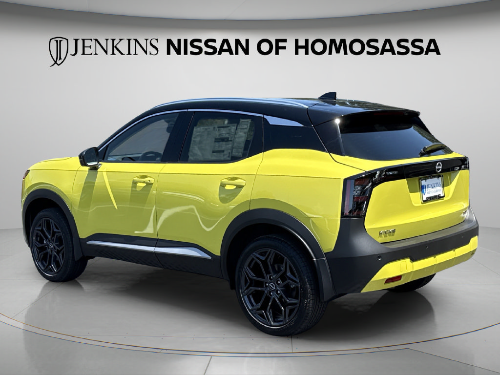 New 2026 Nissan Kicks SR FWD image 11