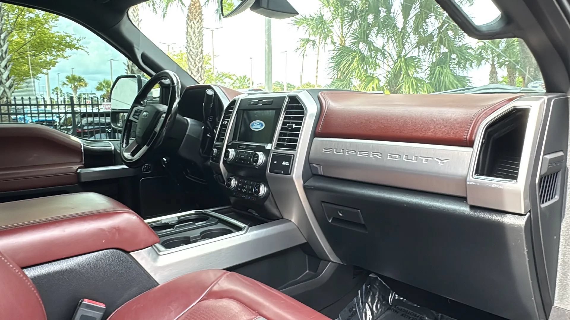 Used 2019 Ford F250 Platinum AWD/4WD image 9