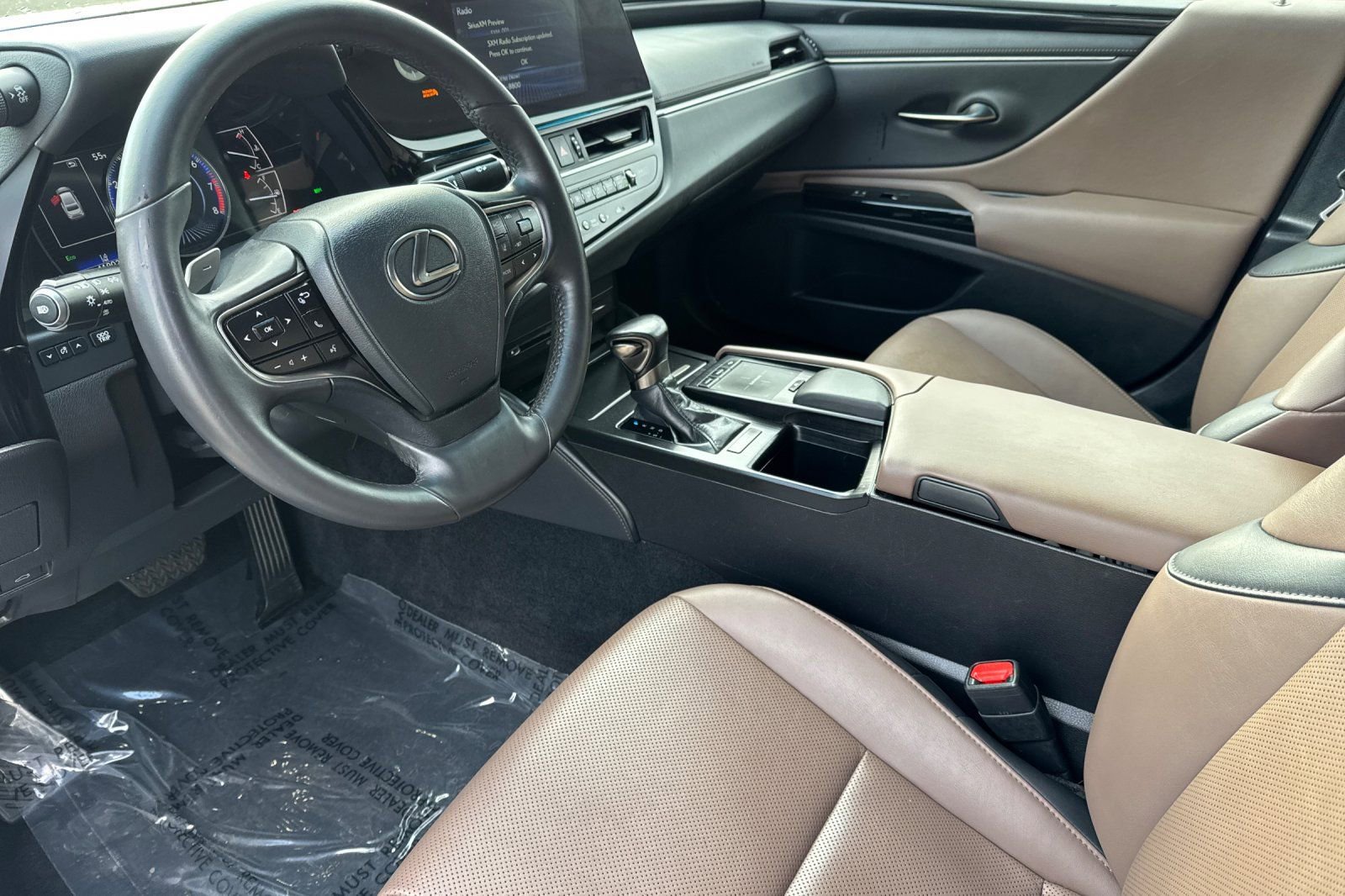 Used 2022 Lexus ES 250 w/ Accessory Package 2 AWD/4WD image 9