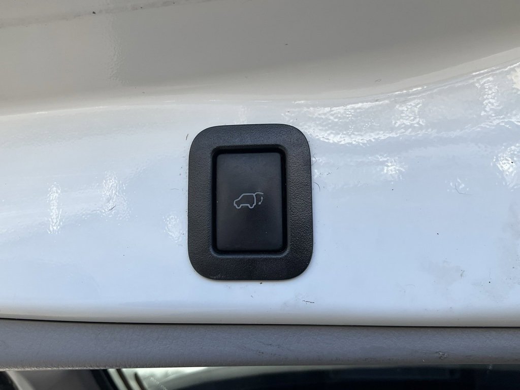 Used 2018 Toyota Highlander Plus image 10