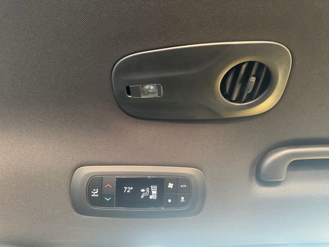 New 2026 Chrysler Voyager LX FWD image 18