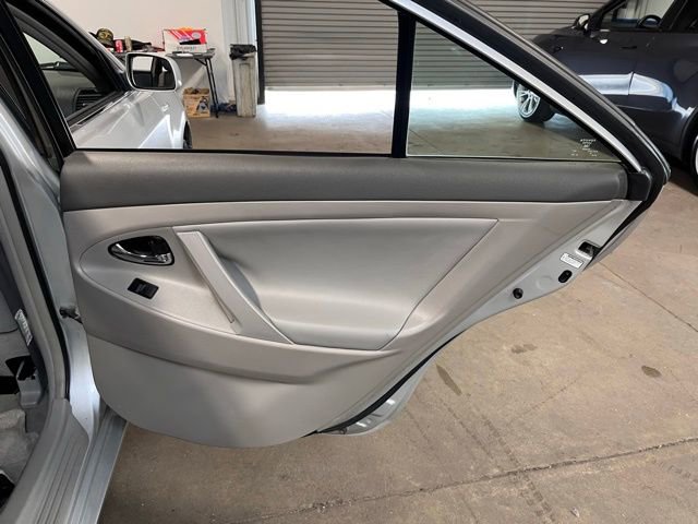 Used 2009 Toyota Camry Base image 14