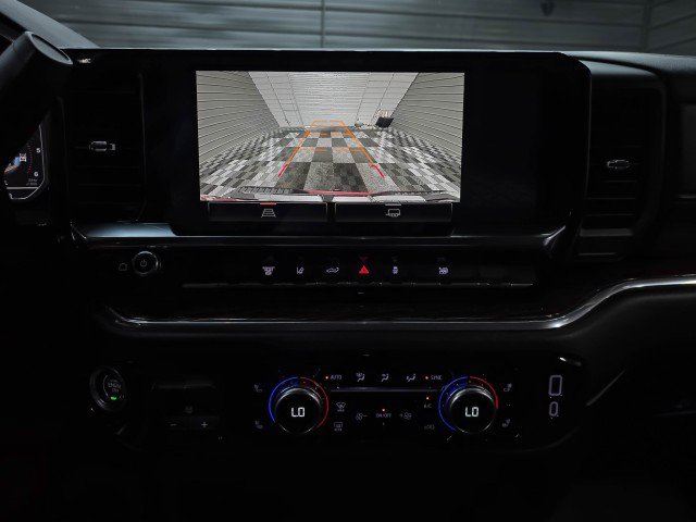 Used 2025 GMC Sierra 2500 SLE AWD/4WD image 29