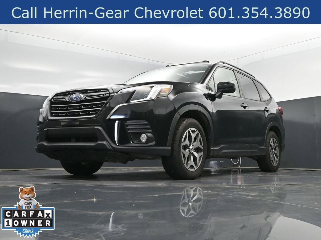 Used 2023 Subaru Forester Premium image 38
