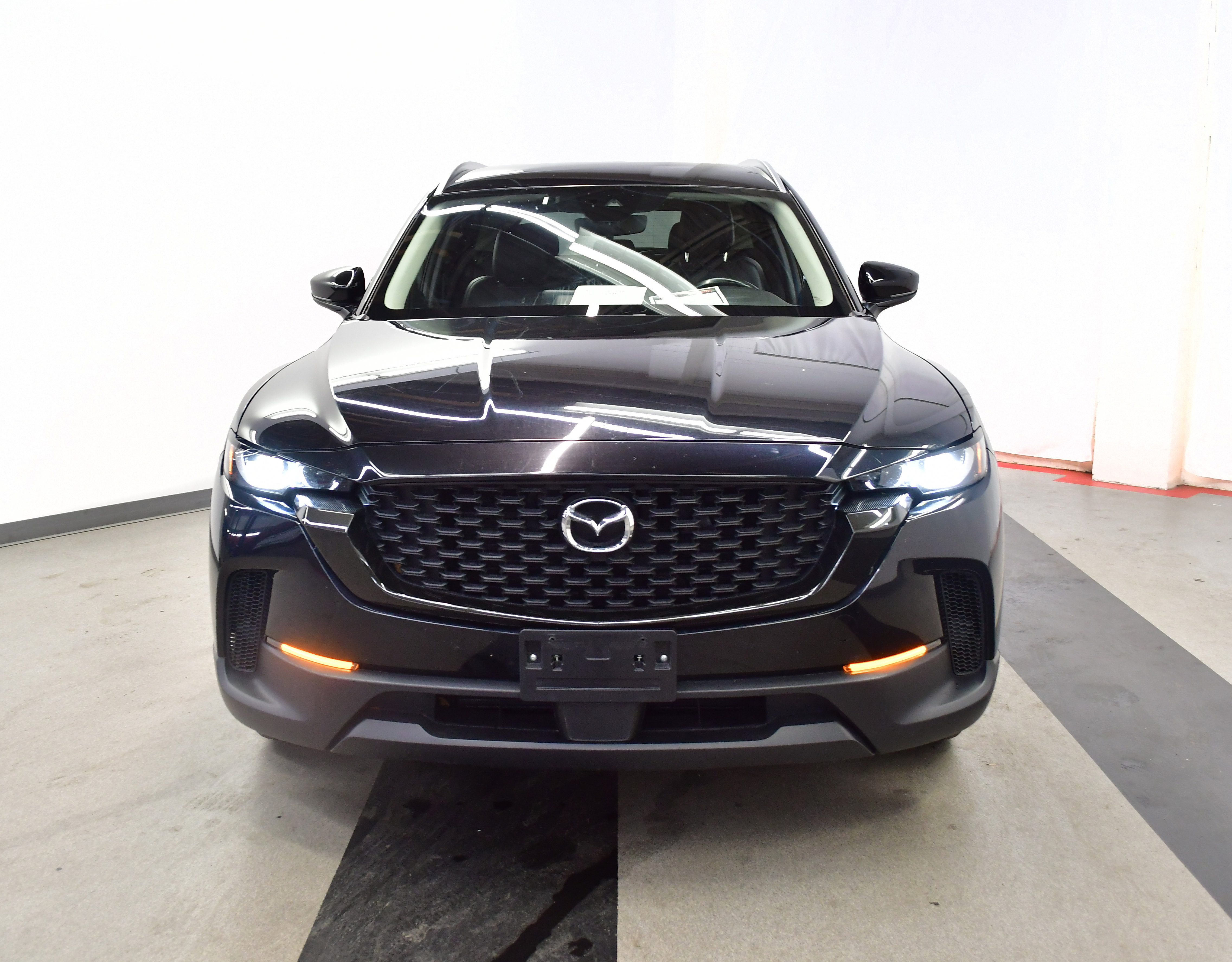 Used 2024 MAZDA CX-50 AWD 2.5 S w/ Preferred Package image 3