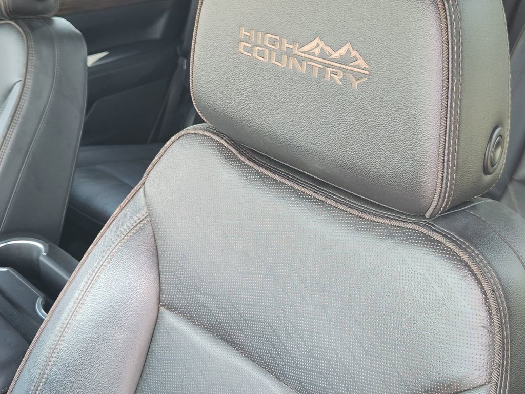 Used 2021 Chevrolet Tahoe High Country w/ Premium Package RWD image 15