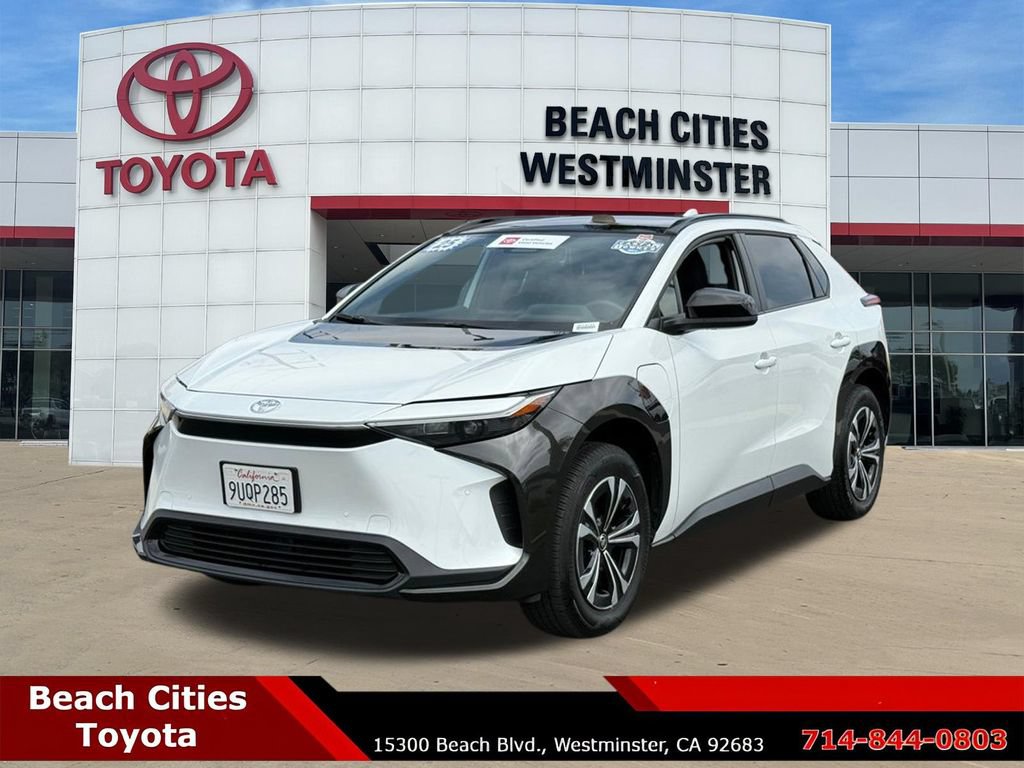 Certified 2025 Toyota bZ4X FWD image 6