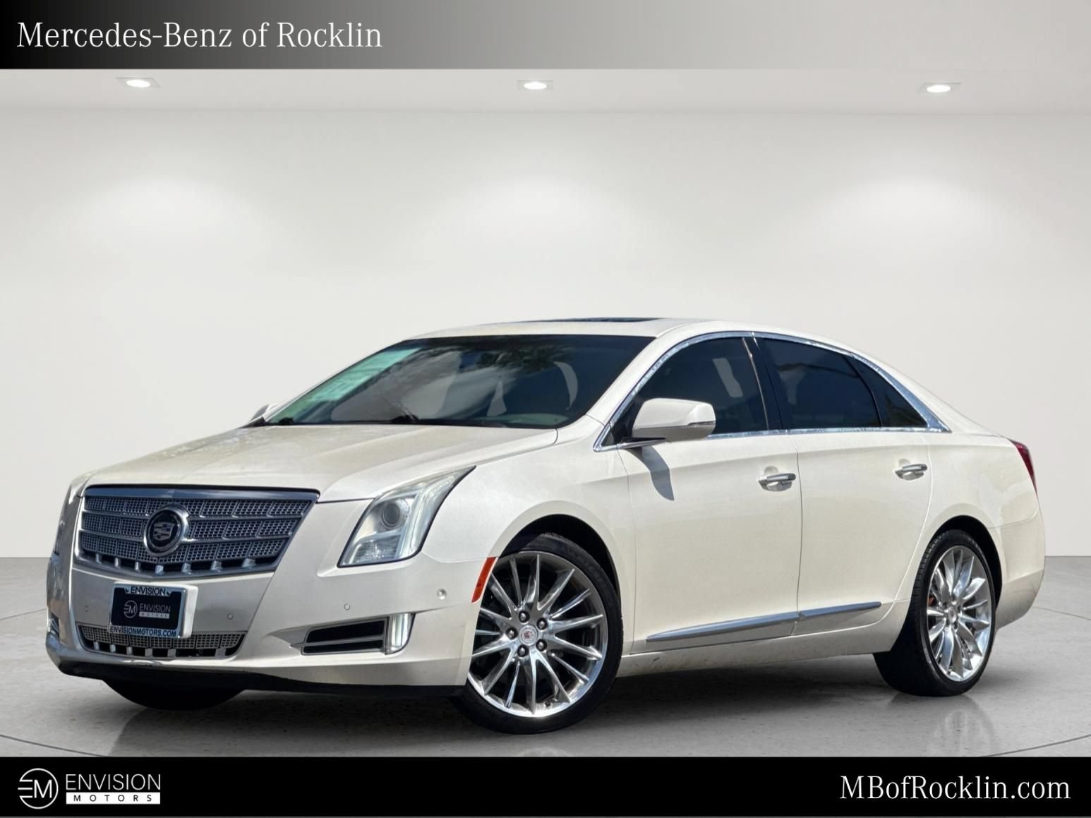 Used 2014 Cadillac XTS Platinum FWD image 1