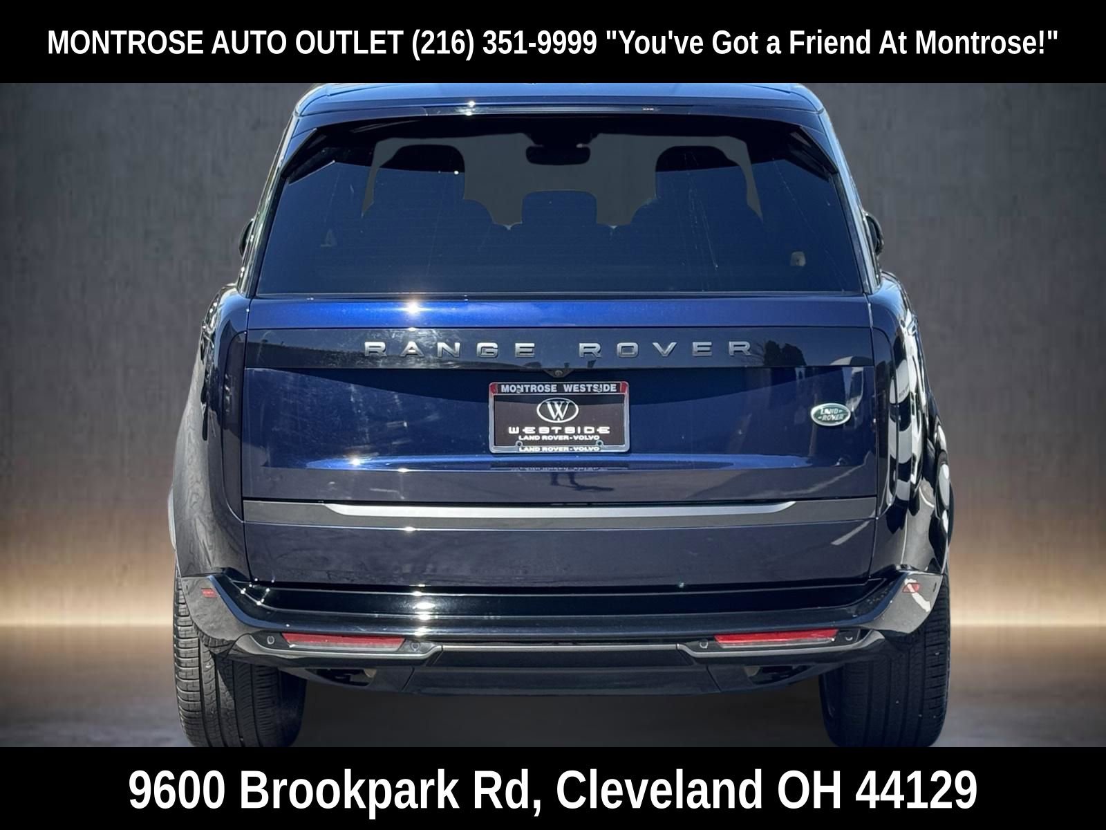 Used 2023 Land Rover Range Rover Long Wheelbase SE image 5