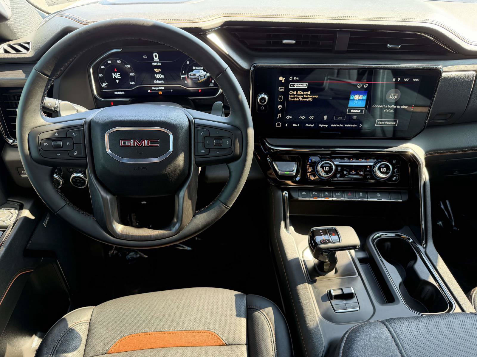Used 2024 GMC Sierra 1500 AT4 w/ Technology Package AWD/4WD image 11