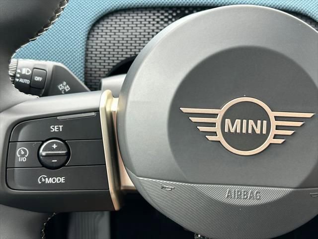 New 2025 MINI Cooper Countryman SE w/ Comfort Package Max image 19