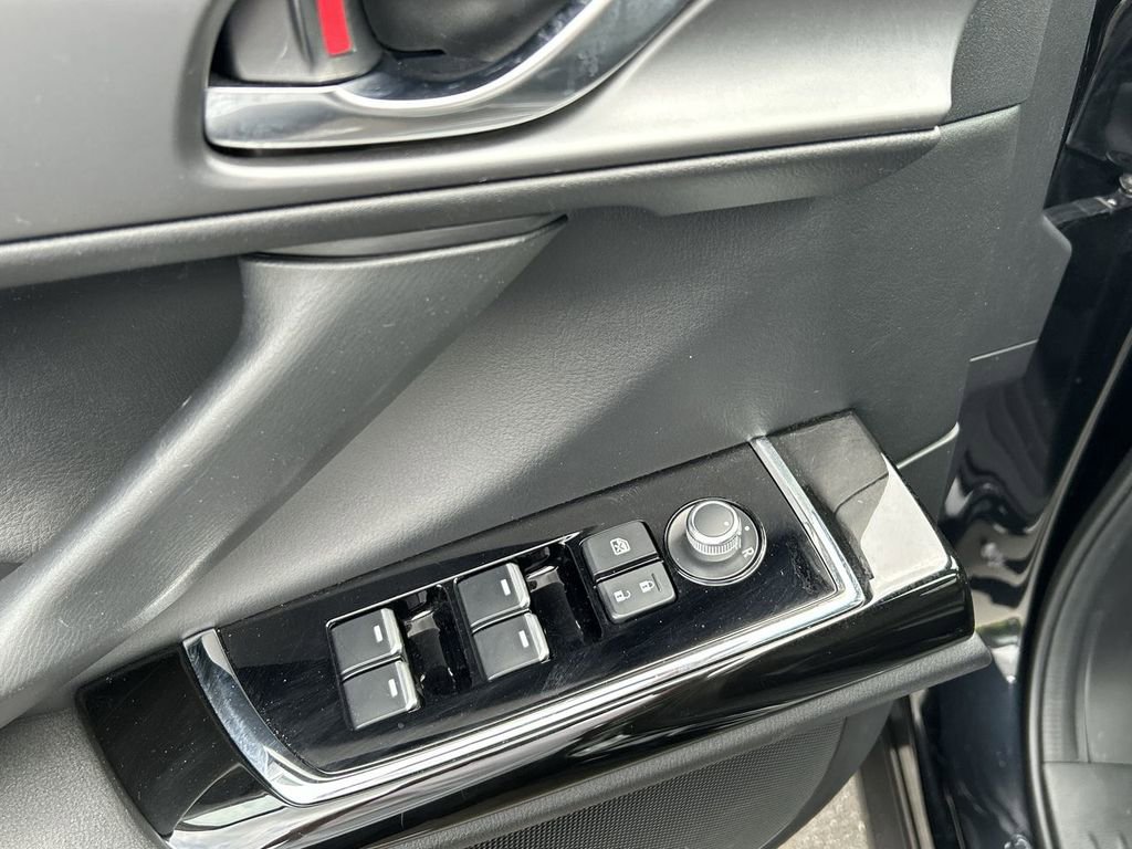 Used 2023 MAZDA CX-9 Touring AWD/4WD image 16