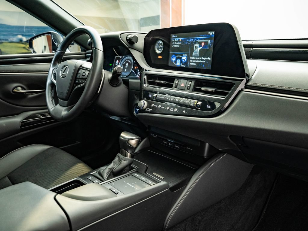Used 2022 Lexus ES 300h w/ Accessory Package 2 FWD image 46