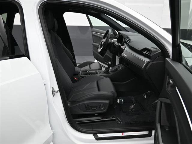 New 2025 Audi Q3 2.0T Premium image 14