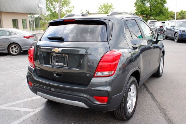 Used 2017 Chevrolet Trax LT FWD image 3