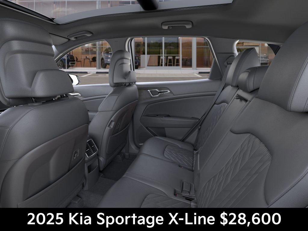Used 2025 Kia Sportage X-Line w/ Premium Package image 18