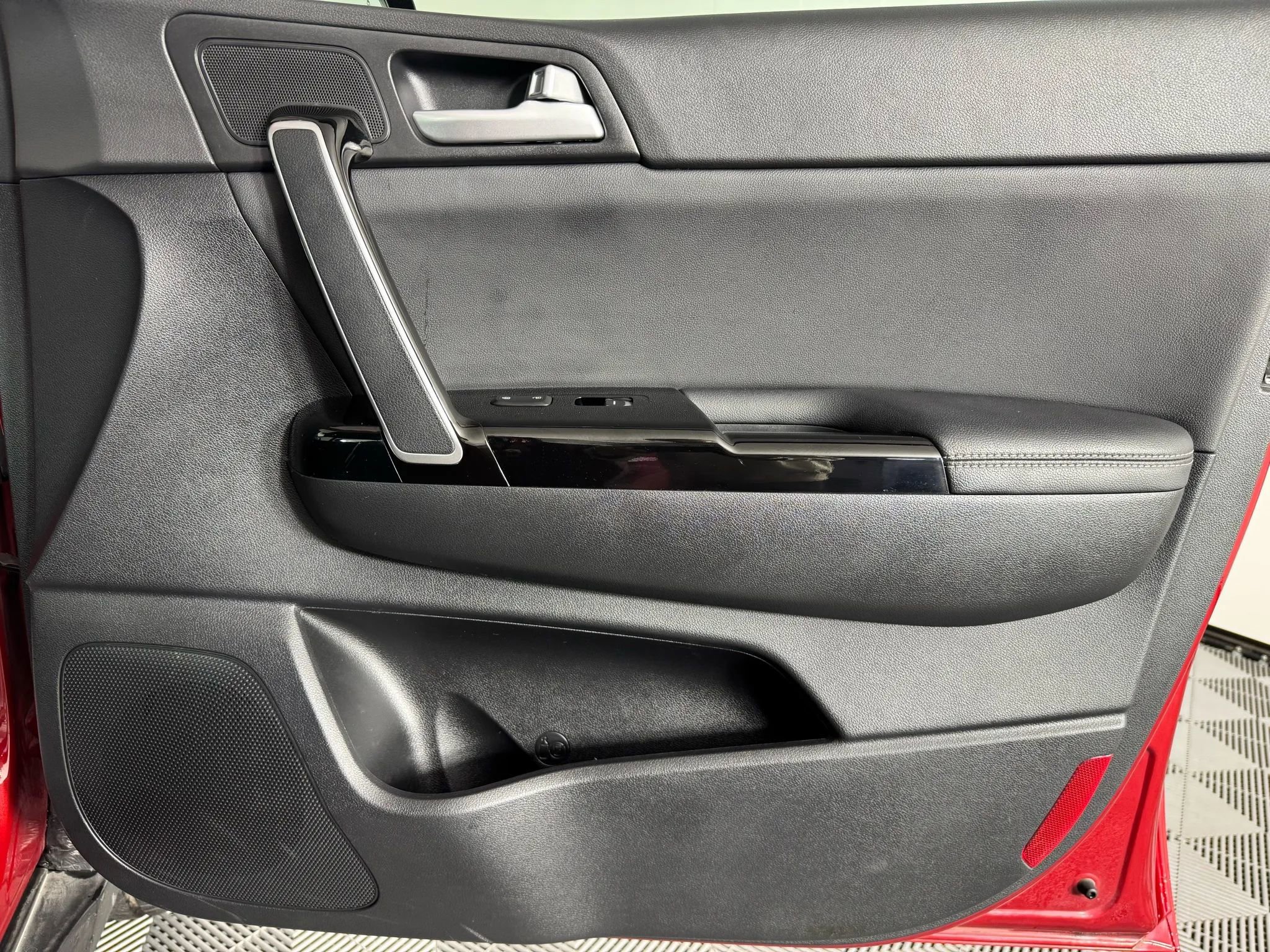 Used 2021 Kia Sportage EX image 41