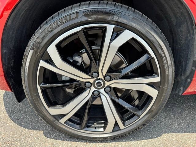 Used 2024 Volvo XC60 B5 Ultimate image 16