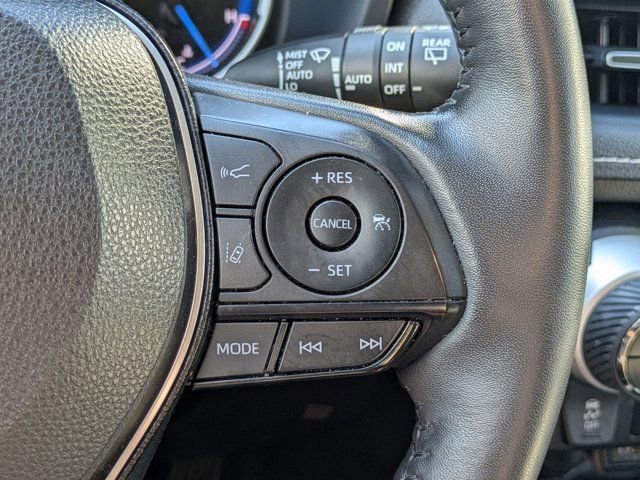 Used 2023 Toyota RAV4 XLE Premium image 24
