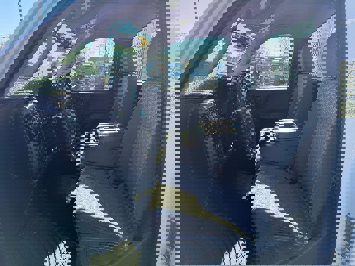 Used 2017 Chevrolet Silverado 3500 W/T image 17