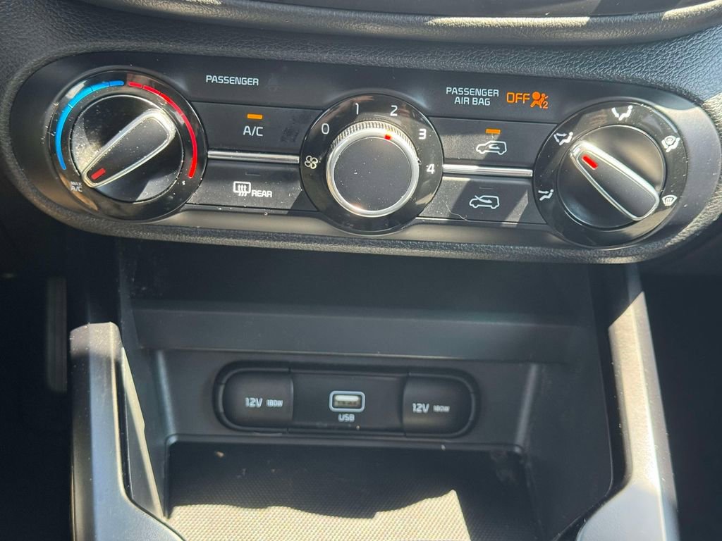 Used 2022 Kia Soul LX w/ Technology Package FWD image 27