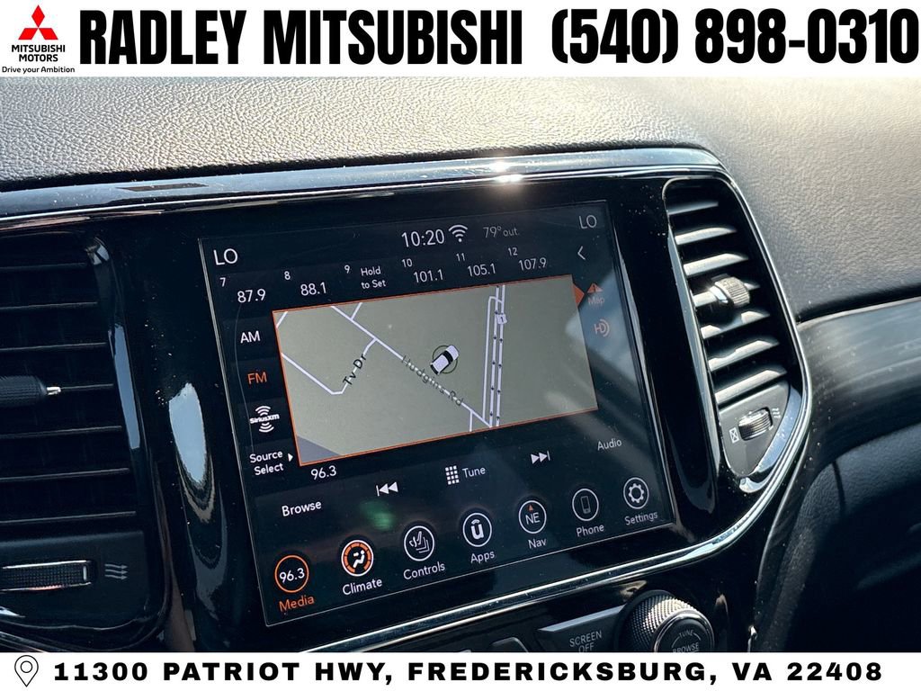 Used 2020 Jeep Grand Cherokee Altitude AWD/4WD image 8