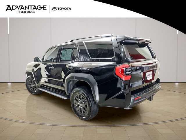 Used 2025 Toyota 4Runner SR5 AWD/4WD image 5