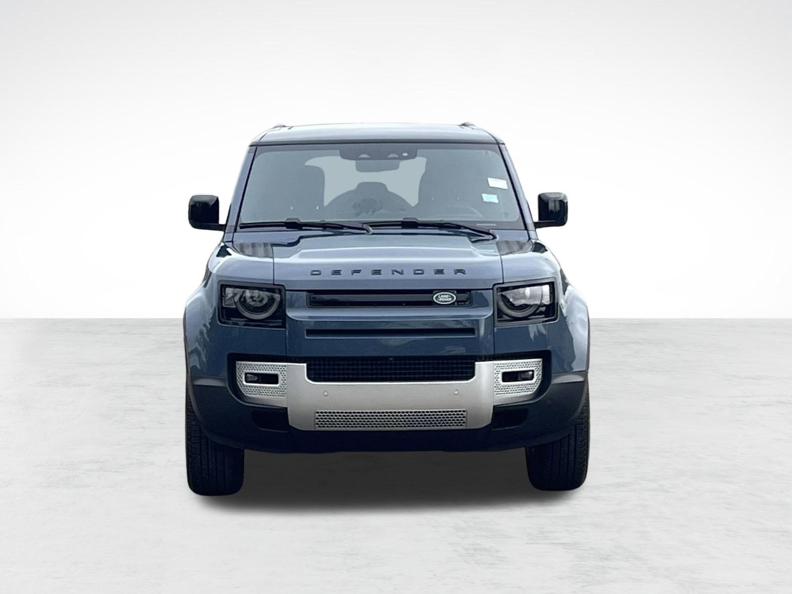 Used 2025 Land Rover Defender 110 S image 5