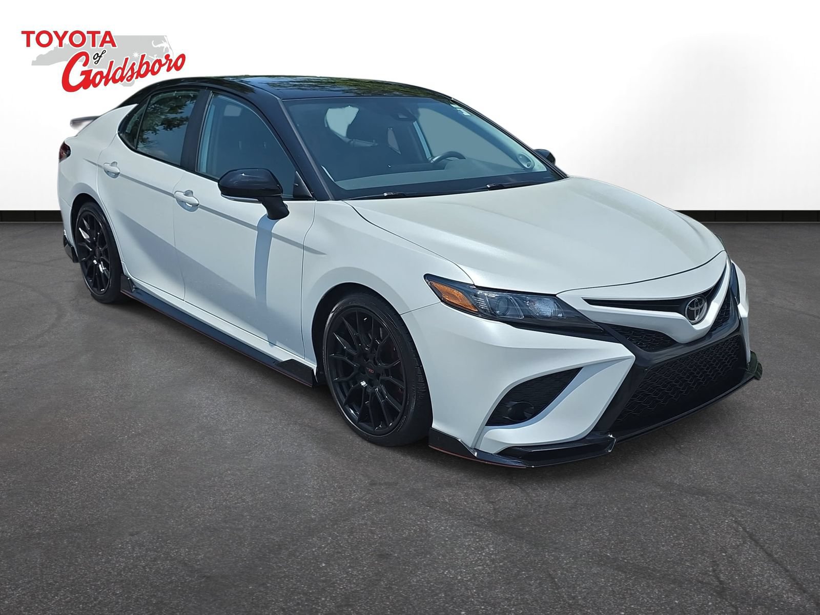Used 2023 Toyota Camry TRD w/ TRD Package w/JBL Audio FWD image 3