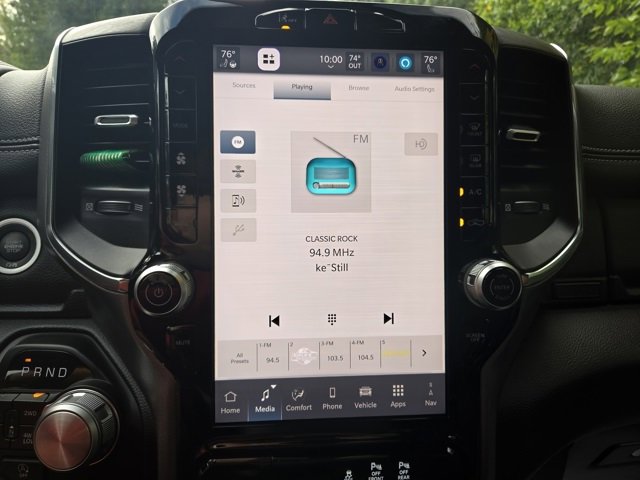 Used 2025 RAM 1500 Laramie image 32