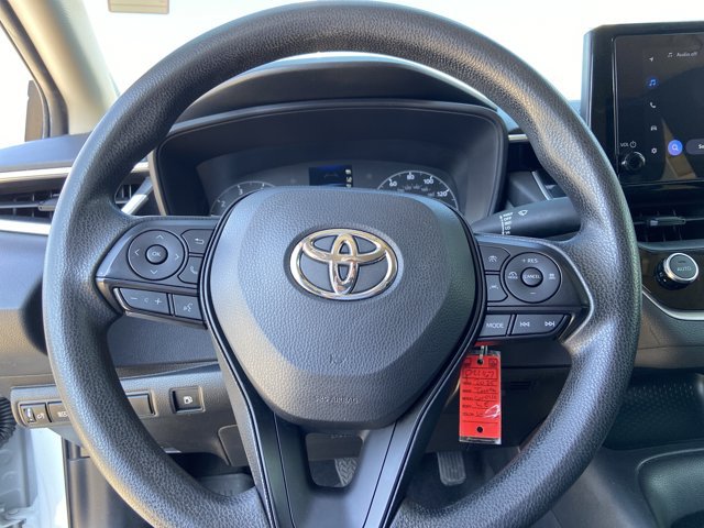 Used 2025 Toyota Corolla LE FWD image 37