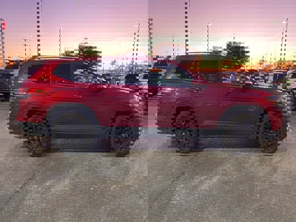 Used 2022 Volkswagen Atlas SE image 4